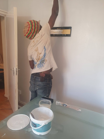Painter and Decorator: Image 4